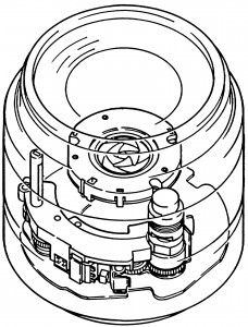 Coupe d’un objectif Canon EF à moteur AF Micro-USM. Au centre, le diaphragme EMD à commande électromagnétique, en bas à droite, le tout petit moteur de commande AF.